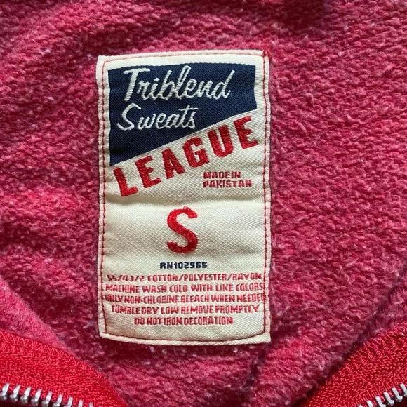 st. john’s university sweatshirt - Picture 5 of 5